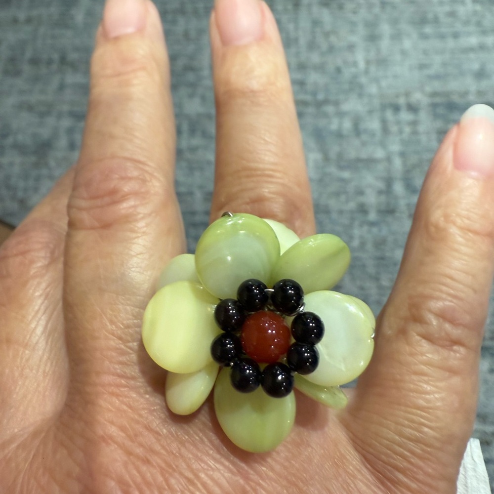Vintage Floral Gemstone Ring